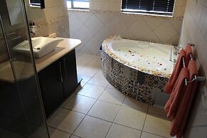 Africa Paradise Airport Boutique Hotel