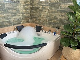 Africa Paradise Airport Boutique Hotel
