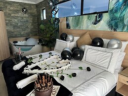 Africa Paradise Airport Boutique Hotel