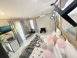 Africa Paradise Airport Boutique Hotel