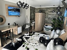 Africa Paradise Airport Boutique Hotel