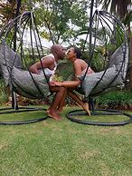 Africa Paradise Airport Boutique Hotel