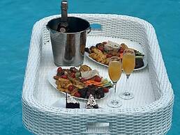 Africa Paradise Airport Boutique Hotel