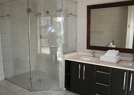 Africa Paradise Airport Boutique Hotel