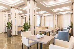 KADORR Hotel Resort & Spa
