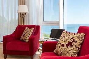 KADORR Hotel Resort & Spa