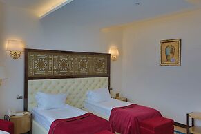 KADORR Hotel Resort & Spa