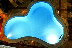 Cleopatra Apartments