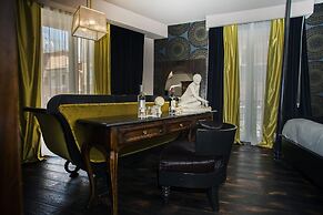 HT6 Boutique Hotel