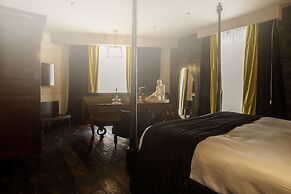 HT6 Boutique Hotel