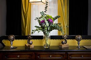 HT6 Boutique Hotel