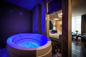 HT6 Boutique Hotel