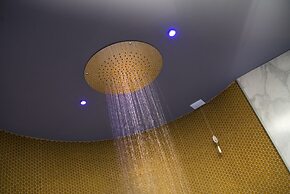 HT6 Boutique Hotel