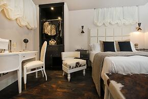 HT6 Boutique Hotel