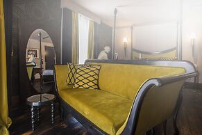 HT6 Boutique Hotel