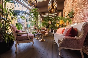 HT6 Boutique Hotel