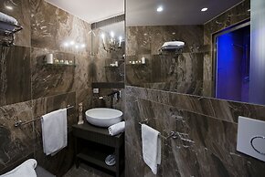 HT6 Boutique Hotel
