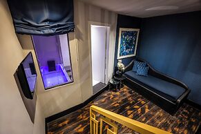 HT6 Boutique Hotel