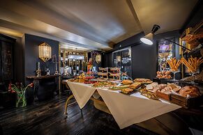 HT6 Boutique Hotel