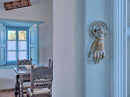 Eirini's Luxury Hotel Villas