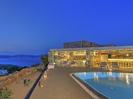 Eirini's Luxury Hotel Villas