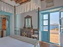 Eirini's Luxury Hotel Villas