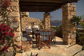 Eirini's Luxury Hotel Villas