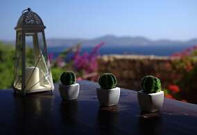 Eirini's Luxury Hotel Villas