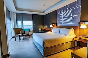 Courtyard by Marriott Santiago Airport