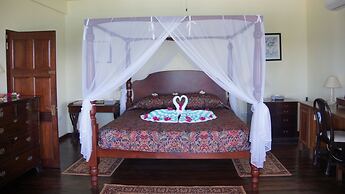 Petite Anse Hotel