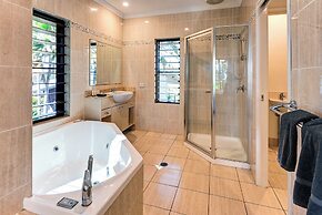 Hamilton Island Holiday Homes