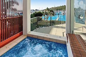Hamilton Island Holiday Homes