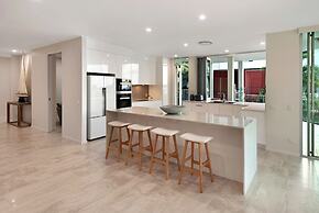 Hamilton Island Holiday Homes