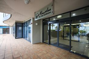 Nautilos Apartments