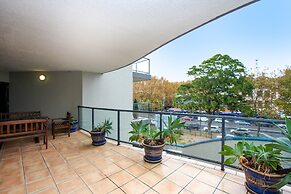 Nautilos Apartments