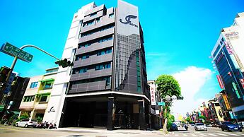 J Hotel