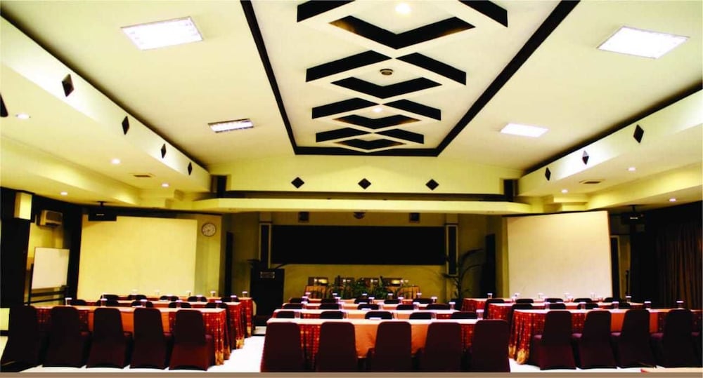 Grand Palace Hotel Makassar