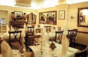 Maria Suite
