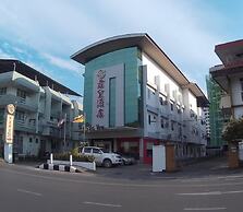 Raja Inn Hotel