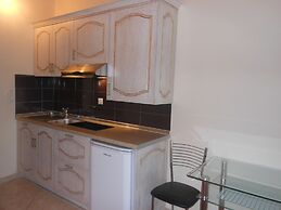 Ziogas Apartments