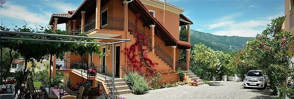 Ziogas Apartments