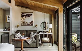 The Charmant Hotel