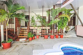 Hotel Flor Blanca