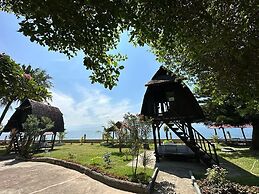 Amazing Beach Resort - Palu