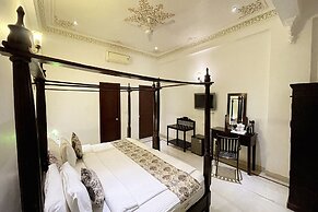 Hotel Boheda Palace