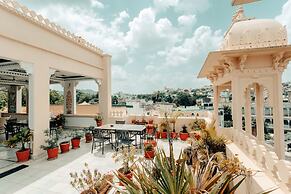 Hotel Boheda Palace