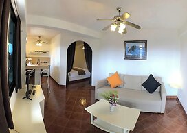 Swiss Villas Panoramic – Hillside Beach View