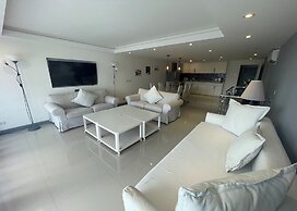 Swiss Villas Panoramic – Hillside Beach View