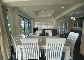 Swiss Villas Panoramic – Hillside Beach View