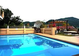 Swiss Villas Panoramic – Hillside Beach View